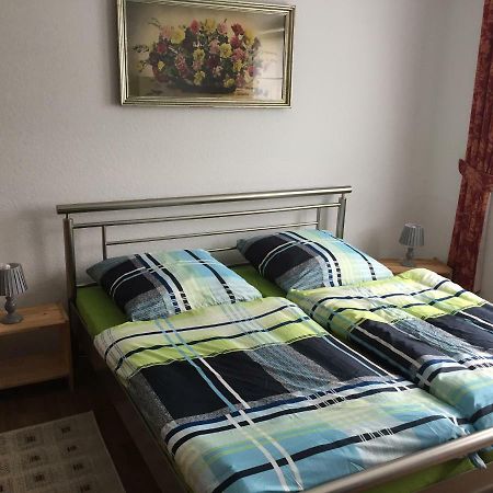 Ferienwohnung Neustrelitz Bagian luar foto