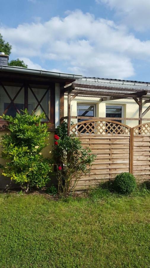 Ferienwohnung Neustrelitz Bagian luar foto
