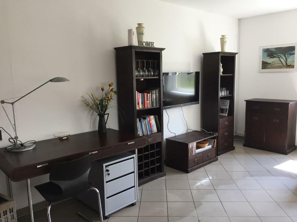 Ferienwohnung Neustrelitz Bagian luar foto